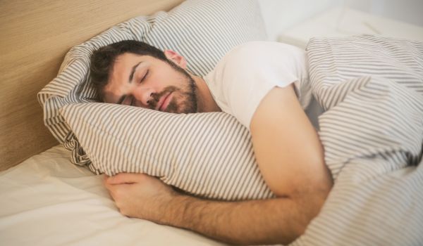 The Role of Sleep in Enhancing Your Health and Productivity